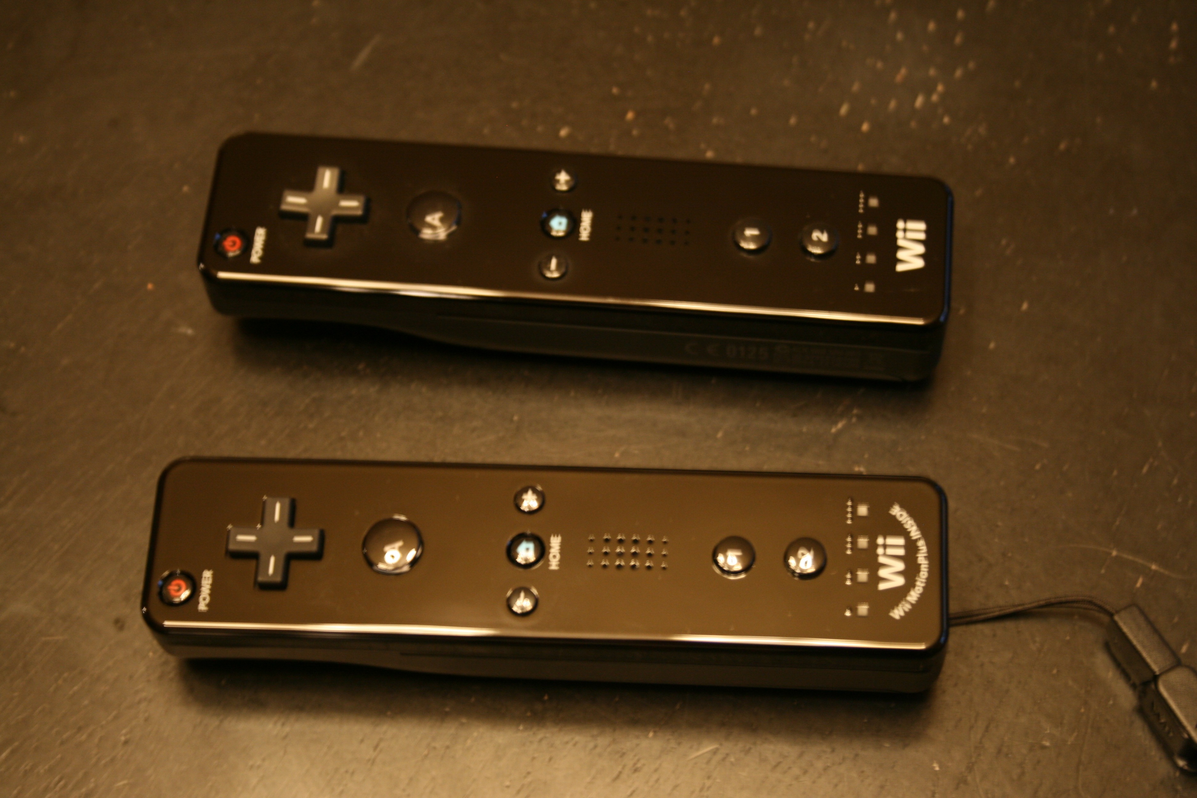 Wii Remote Plus comparison pics